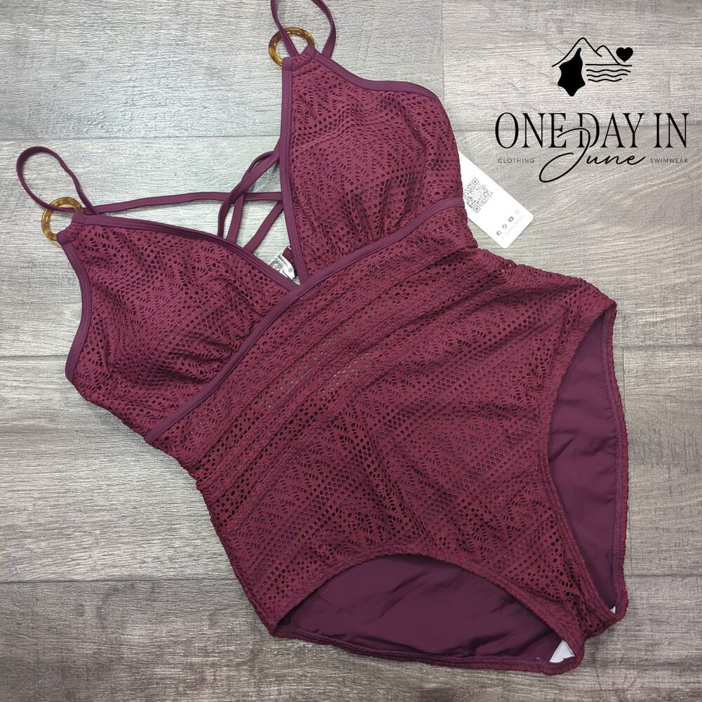 Charmo V Front One Piece Swimsuit Size L